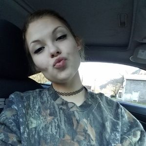 Meet your Posher, Mackenzie